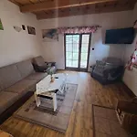 Vikendovy Domcek Tis * Грабушице